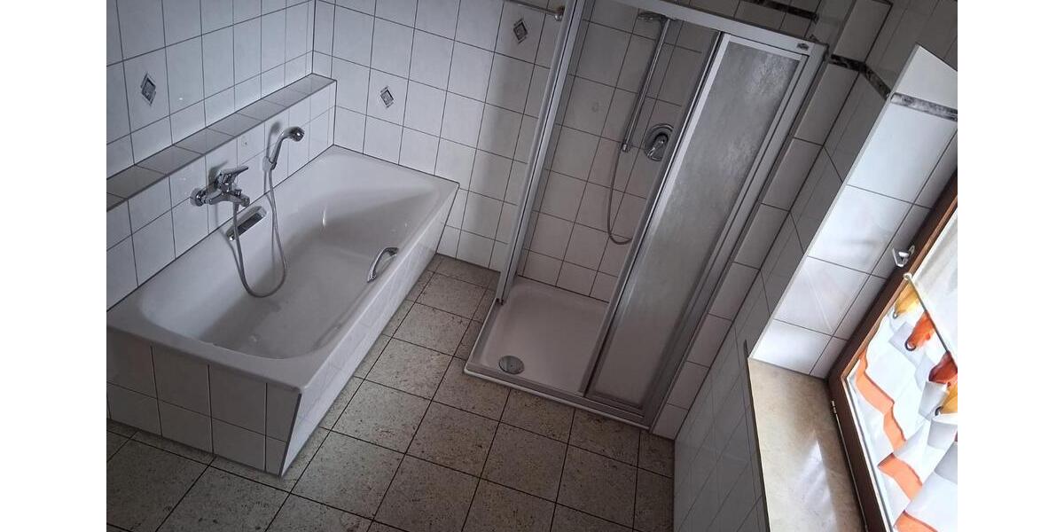 Etagenwohnung Scheer - 5 Zimmer, 161 m&sup2;, 1.299&euro; | Angebot:26023521