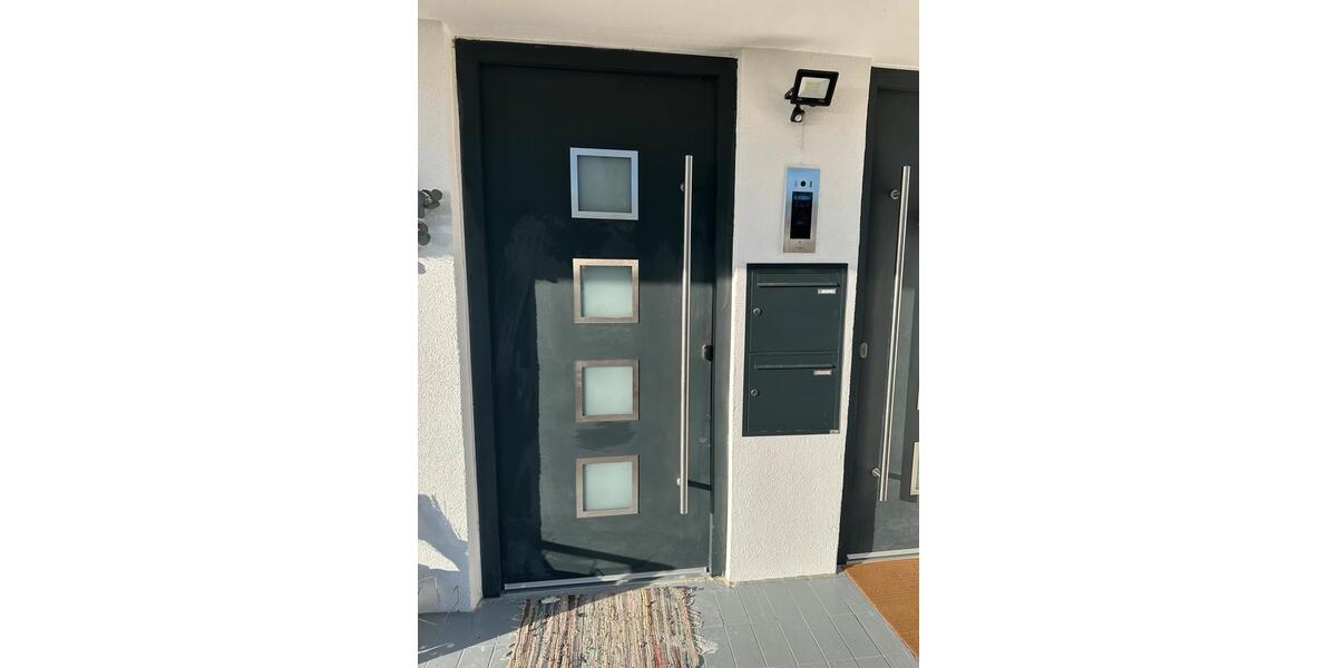 Traumhafte, komplett sanierte Maisonette-Wohnung – 95 m² 4 zimmer