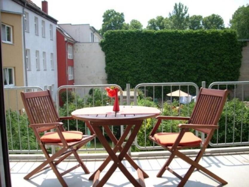 WG Zimmer möbliert, Zwischenmiete 15.8.-14.9. Zentrum, Domstr.