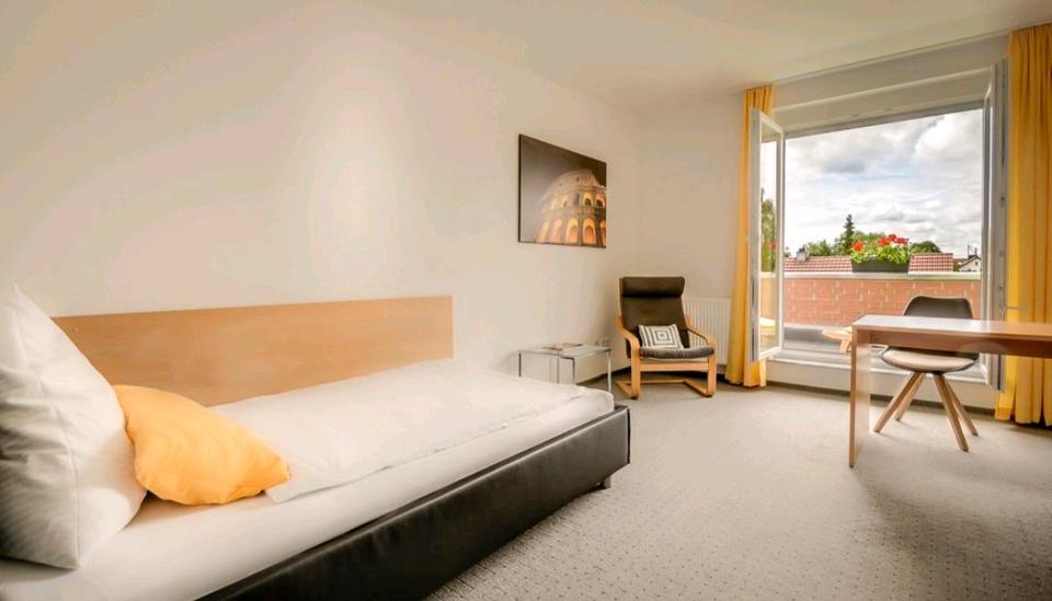 Wohnen auf Zeit Neufahrn bei Freising Mintraching-Grüneck - 1 Zimmer, 28 m&sup2;, 1.260&euro; | Angebot:24653392