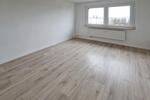 Erdgeschoßwohnung Neubrandenburg Datzeberg - 4 Zimmer, 86 m&sup2;, 588&euro; | Angebot:25714373