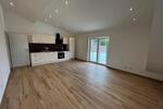 Dachgeschoßwohnung Langenneufnach - 4 Zimmer, 82 m&sup2;, 1.350&euro; | Angebot:26591696