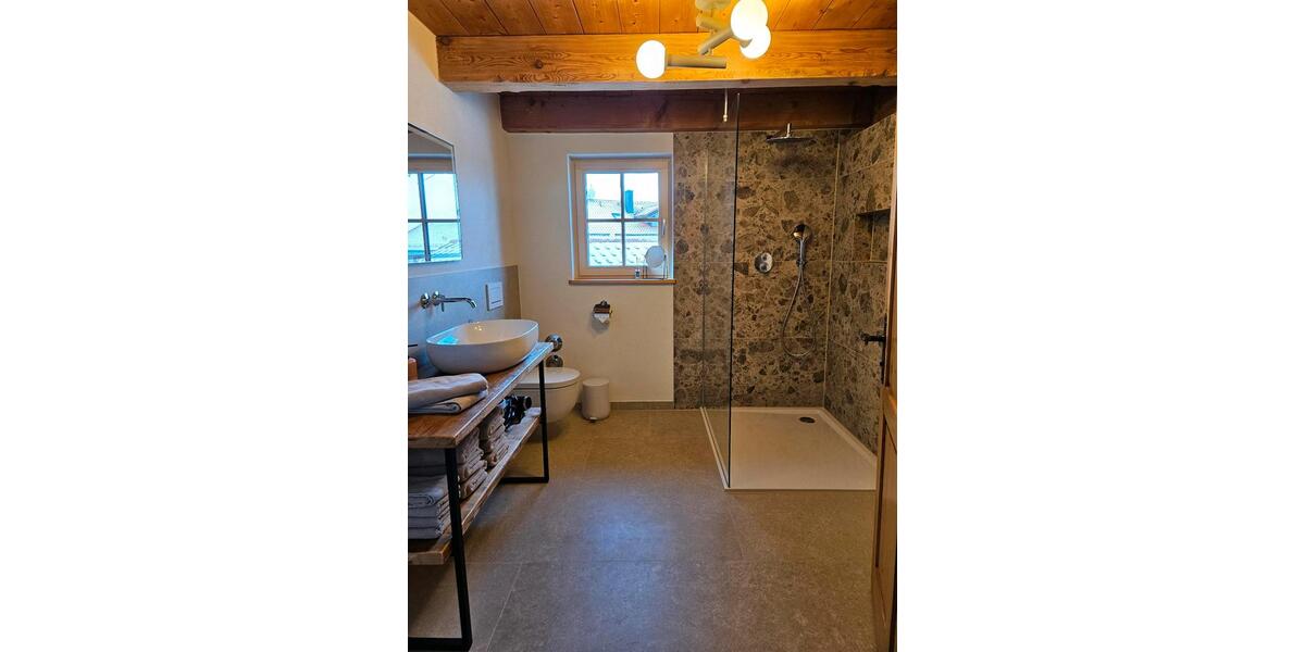 Maisonettenwohnung Tuntenhausen - 3 Zimmer, 76 m&sup2;, 1.500&euro; | Angebot:24848485