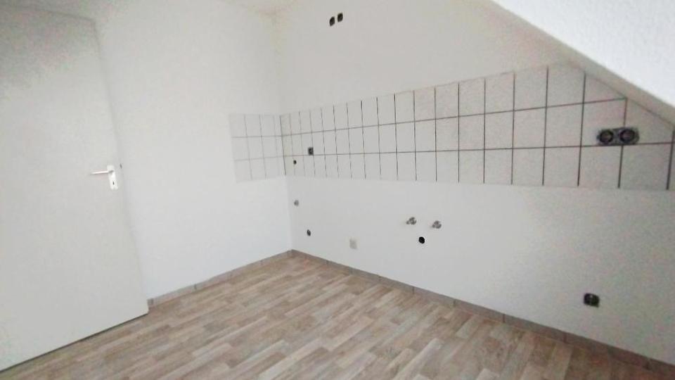Etagenwohnung Nienburg (Saale) - 1 Zimmer, 32 m&sup2;, 192&euro; | Angebot:24568330