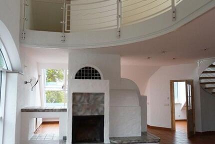 Wohnung Neuhaus am Rennweg - 6.5 Zimmer, 270 m&sup2;, 1.198&euro; | Angebot:25842506