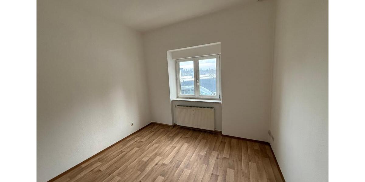 Etagenwohnung Plauen Alt Chrieschwitz - 2 Zimmer, 53 m&sup2;, 265&euro; | Angebot:26300863