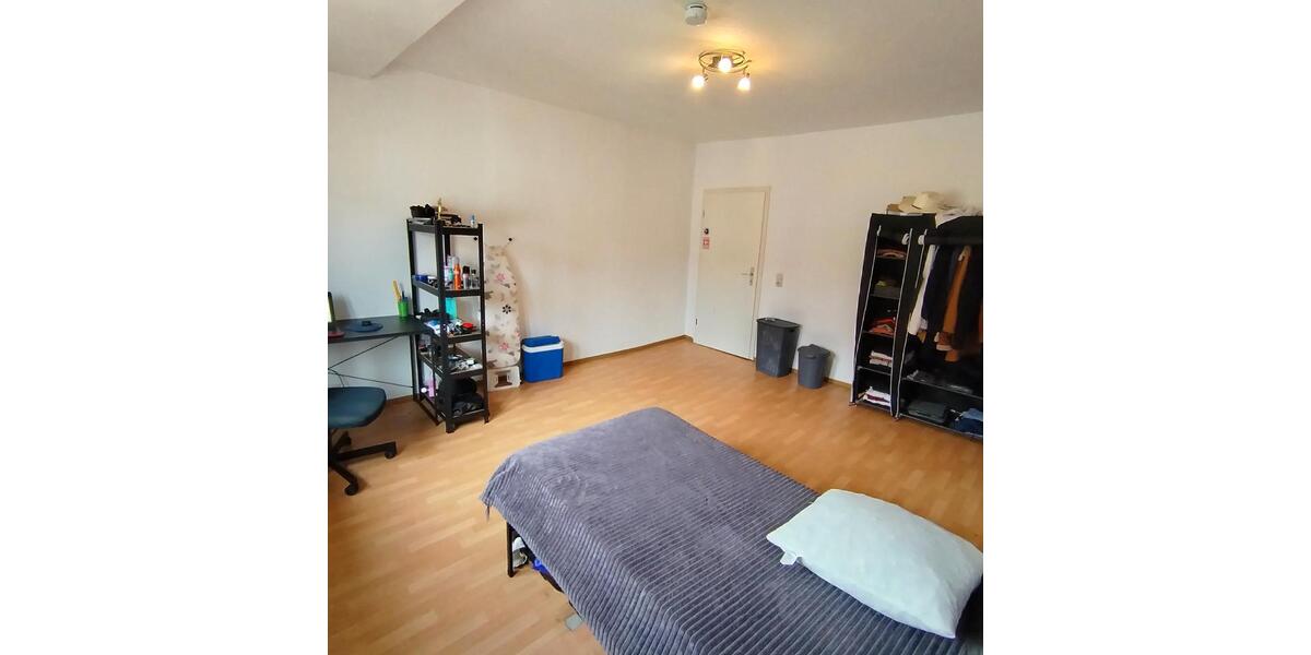 Dachgeschoßwohnung Ilmenau - 1 Zimmer, 20 m&sup2;, 315&euro; | Angebot:25994966