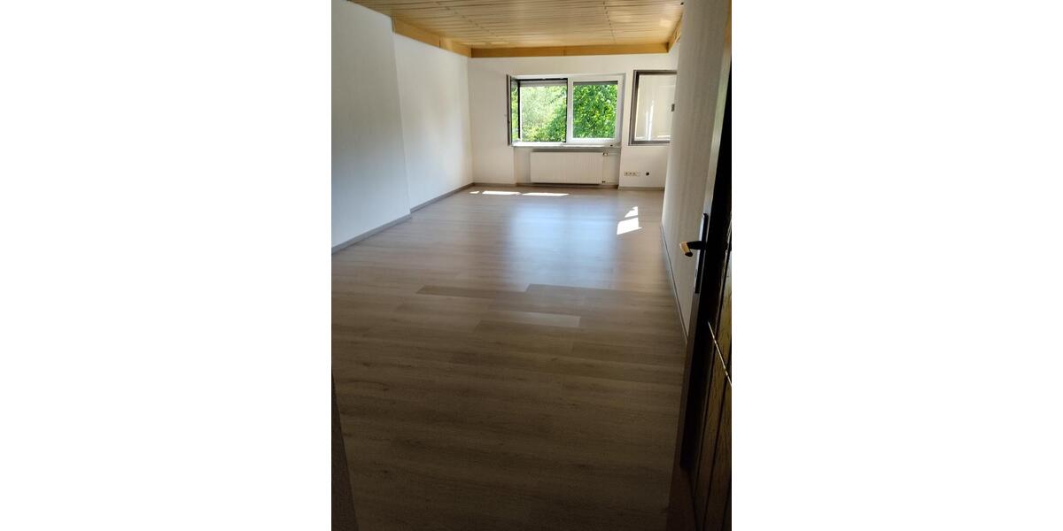 3 Zi + Küche ohne EBK Wohnung in Hüttigweiler 4 zimmer