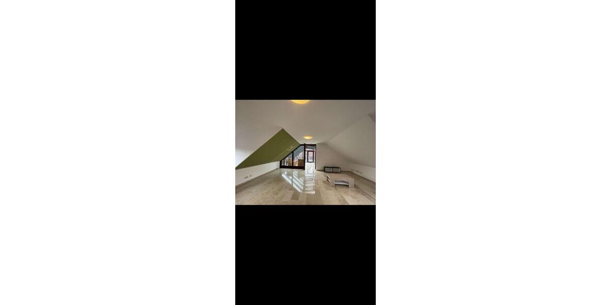 Dachgeschoßwohnung Syke - 3 Zimmer, 130 m&sup2;, 1.800&euro; | Angebot:24854490