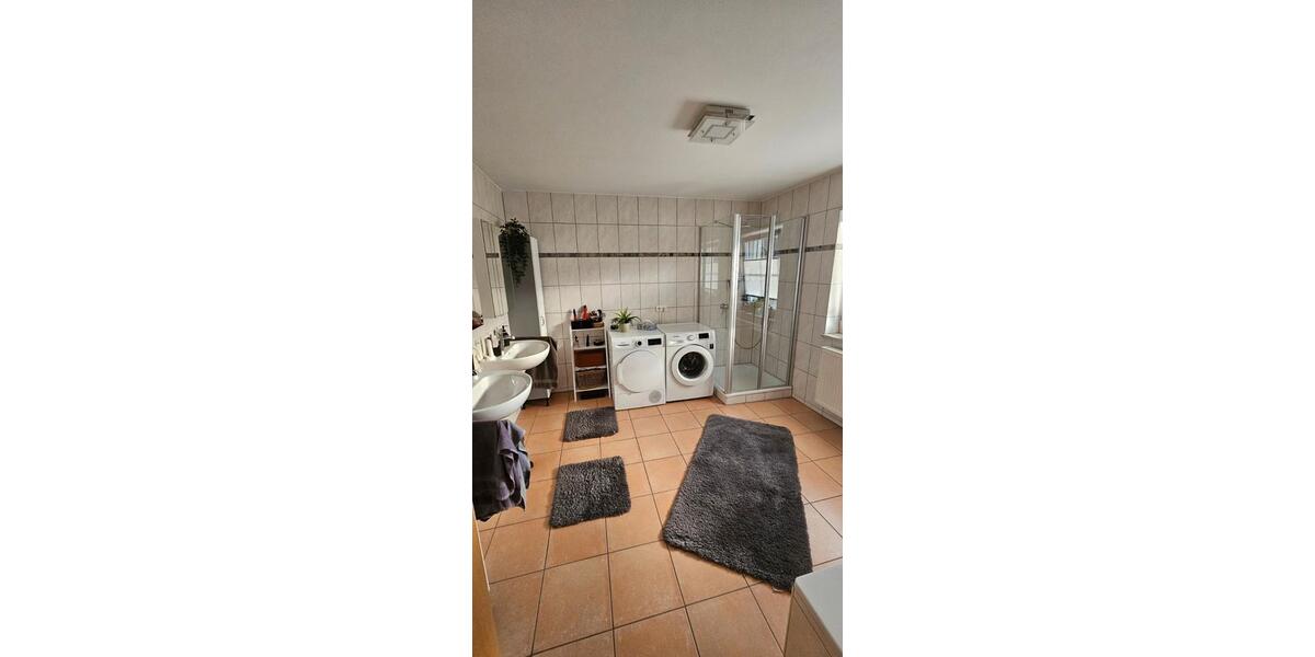 Doppelhaushälfte Osterhofen - 6 Zimmer, 140 m&sup2;, 1.150&euro; | Angebot:26337926
