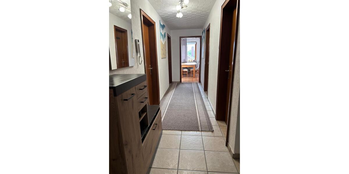 Dachgeschoßwohnung Löhne - 3 Zimmer, 75 m&sup2;, 600&euro; | Angebot:26605409