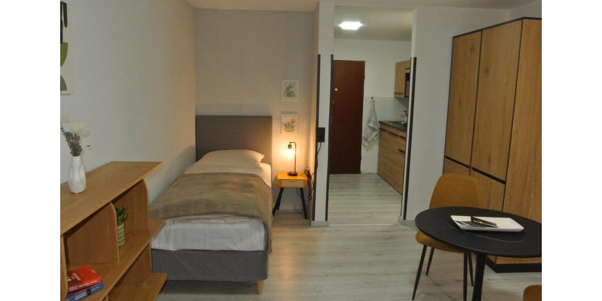 Wohnen auf Zeit Esslingen am Neckar Oberesslingen - 40 Zimmer, 29 m&sup2;, 19&euro; | Angebot:26038903