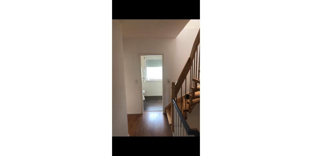 Wohnen auf Zeit Riegelsberg - 4 Zimmer, 120 m&sup2;, 320&euro; | Angebot:25432417