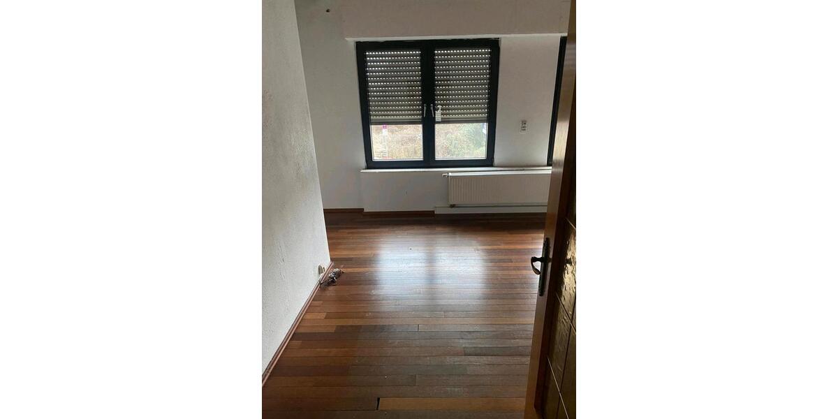 Maisonettenwohnung Hürth - 4 Zimmer, 120 m&sup2;, 1.700&euro; | Angebot:24606643
