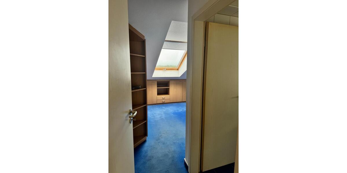 Dachgeschoßwohnung Dillingen (Saar) - 4 Zimmer, 76 m&sup2;, 650&euro; | Angebot:26443035