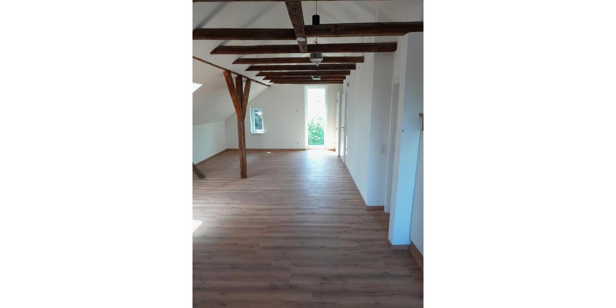 Dachgeschoßwohnung Varel - 2 Zimmer, 70 m&sup2;, 750&euro; | Angebot:26652733
