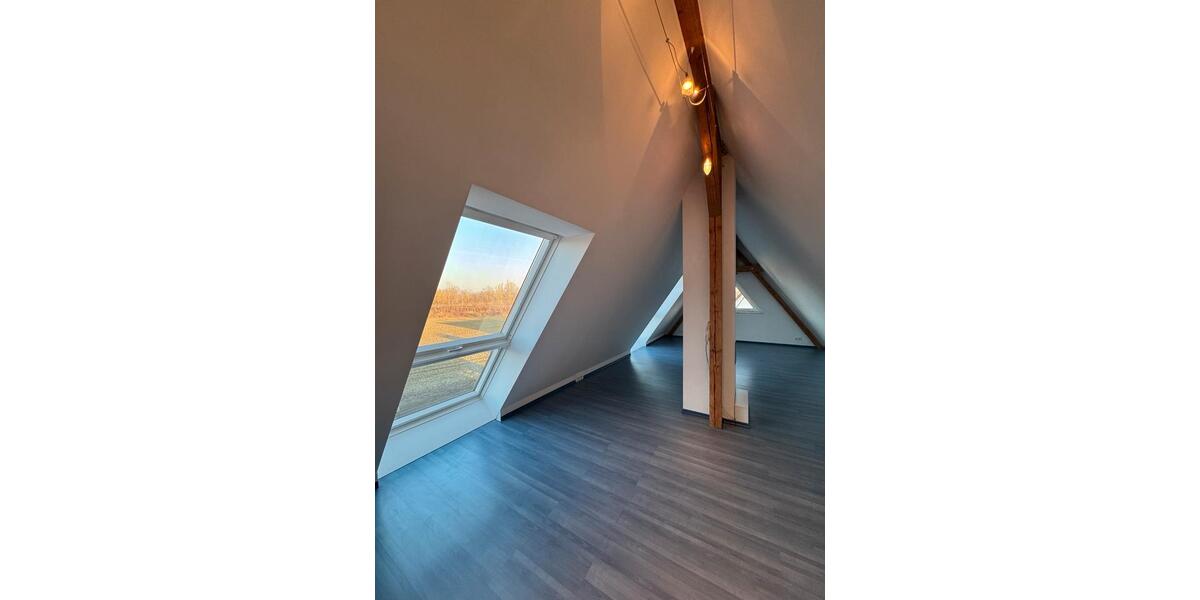 Dachgeschoßwohnung Maisach - 4 Zimmer, 98 m&sup2;, 2.100&euro; | Angebot:24962156