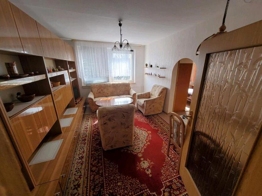 möblierte 2-Zimmer-Wohnung in Weißenfels