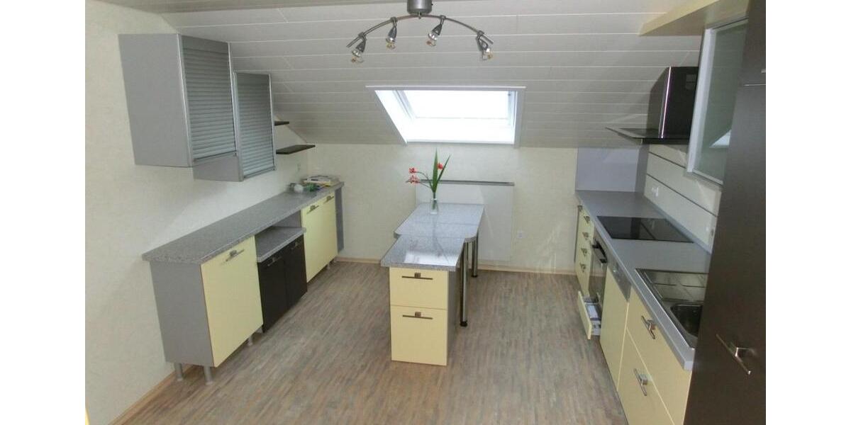 Dachgeschoßwohnung Waltenhofen - 3 Zimmer, 92 m&sup2;, 1.290&euro; | Angebot:26706107