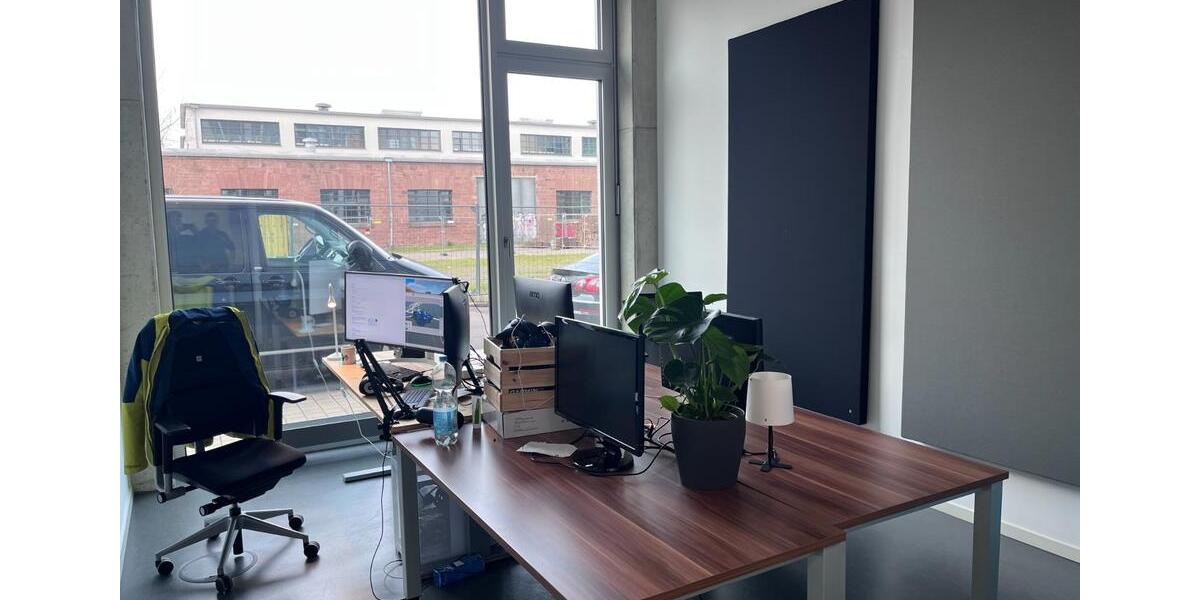 Büroplatz & Coworking Teilzeit – GamesHub im alten Schlachthof zimmer