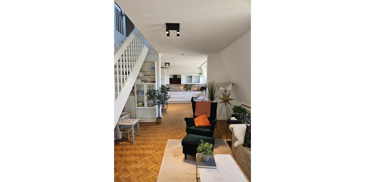 Maisonettenwohnung Schwerin Gartenstadt - 4 Zimmer, 137 m&sup2;, 1.986&euro; | Angebot:25570523