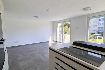 Sonnige, schöne 3-Zi.-Wohnung mit Balkon, Einbauküche uvm. in Sindelfingen – sofort bezugsfrei! zimmer