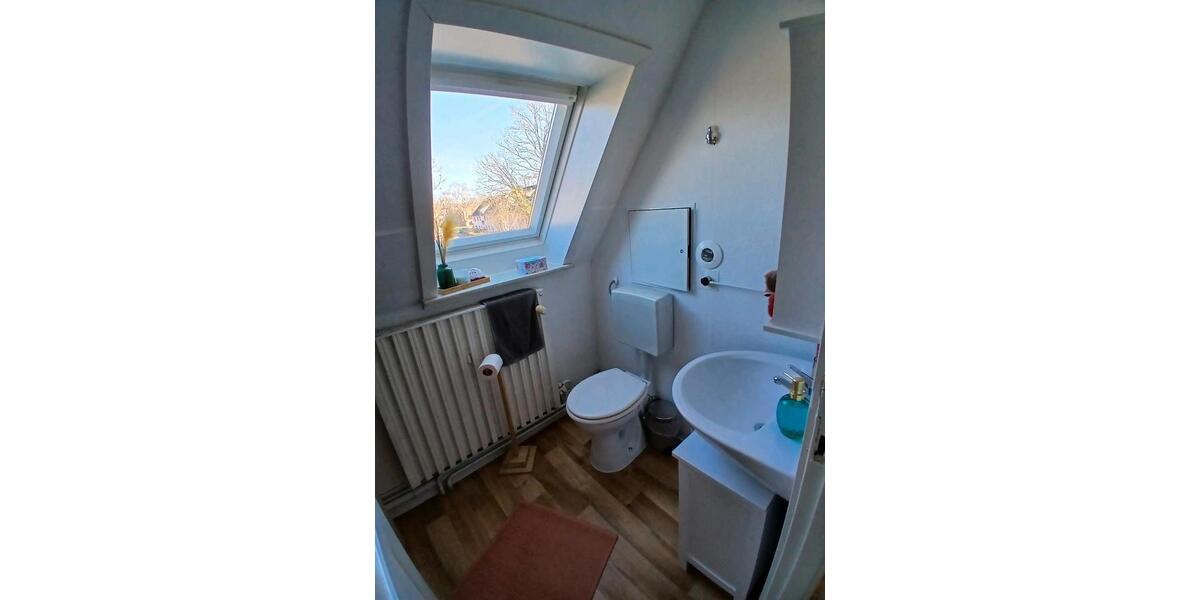 Dachgeschoßwohnung Kellinghusen - 1.5 Zimmer, 27 m&sup2;, 308&euro; | Angebot:25751307