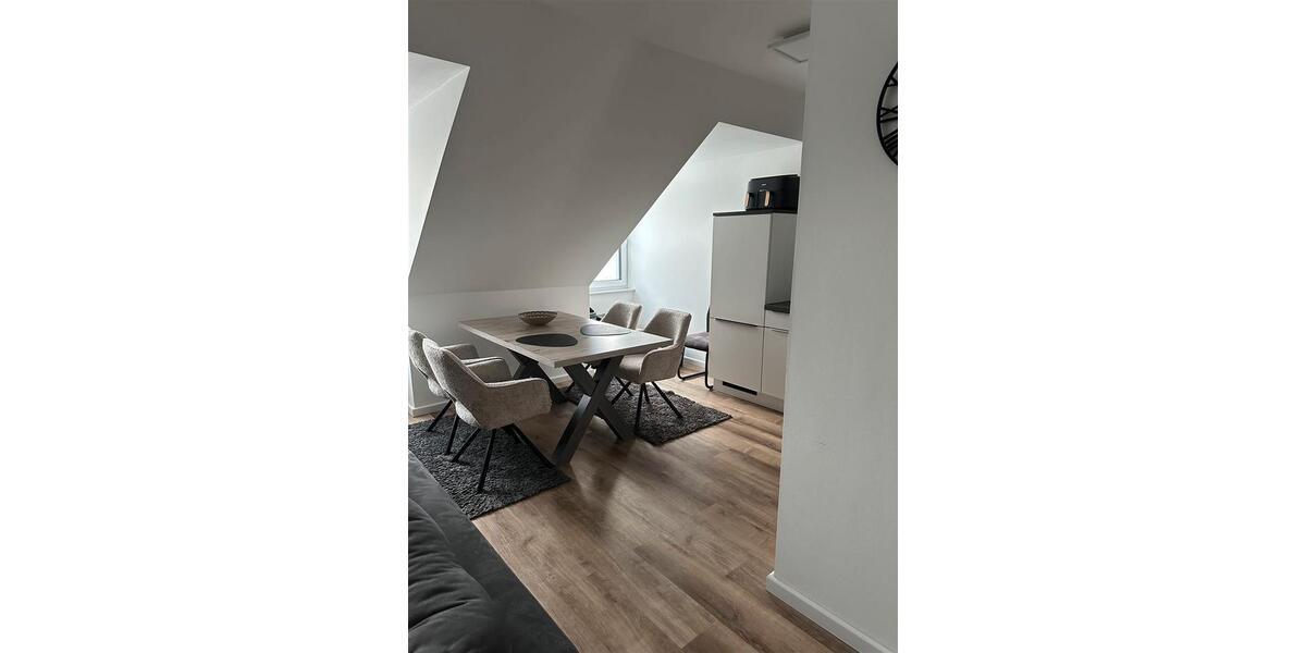 Dachgeschoßwohnung Stade Altländer Viertel - 2 Zimmer, 72 m&sup2;, 863&euro; | Angebot:24711990