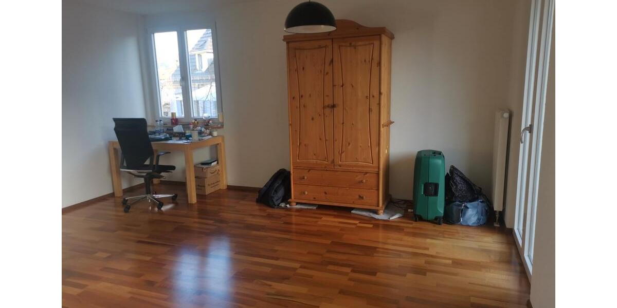 Wohnen auf Zeit Freiburg im Breisgau Haslach - 2 Zimmer, 133 m&sup2;, 700&euro; | Angebot:26543664