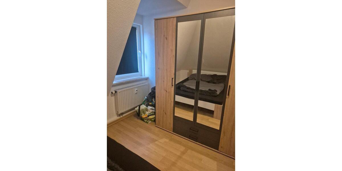 Dachgeschoßwohnung Burg - 2 Zimmer, 50 m&sup2;, 417&euro; | Angebot:26368733