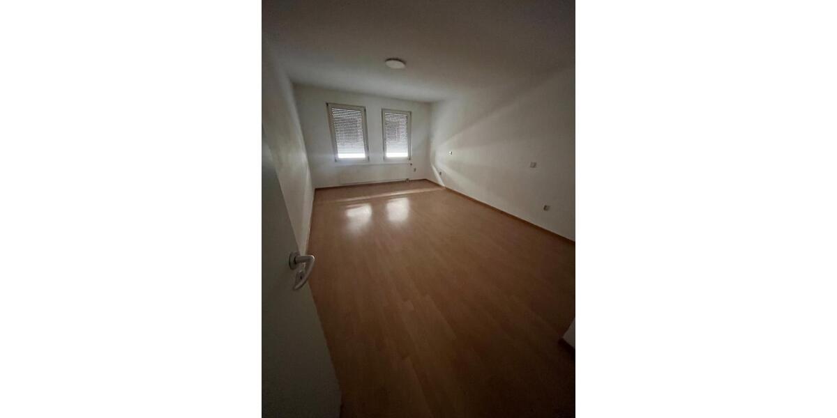 Maisonettenwohnung Freiberg - 4 Zimmer, 99 m&sup2;, 600&euro; | Angebot:24792767