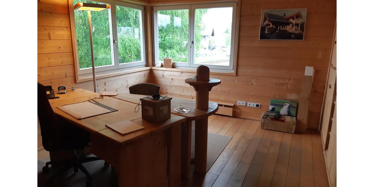 Büro Gewerbe Studio Atelier Praxis Office Holzhaus Bergblick EBK zimmer