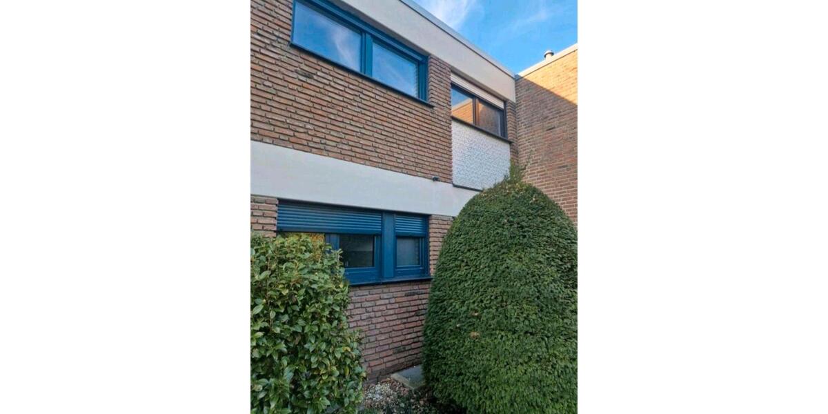 Reihenhaus Mönchengladbach Ost - 4 Zimmer, 111 m&sup2;, 1.400&euro; | Angebot:25083928