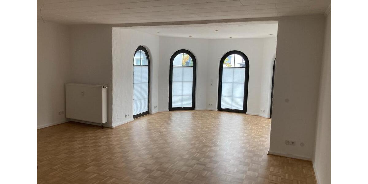 Erdgeschoßwohnung Winterberg - 5 Zimmer, 150 m&sup2;, 1.320&euro; | Angebot:24525247