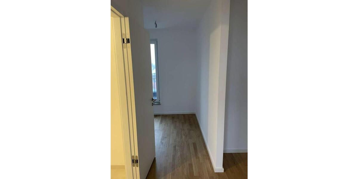 Dachgeschoßwohnung Schönefeld - 2 Zimmer, 59 m&sup2;, 1.000&euro; | Angebot:24813576