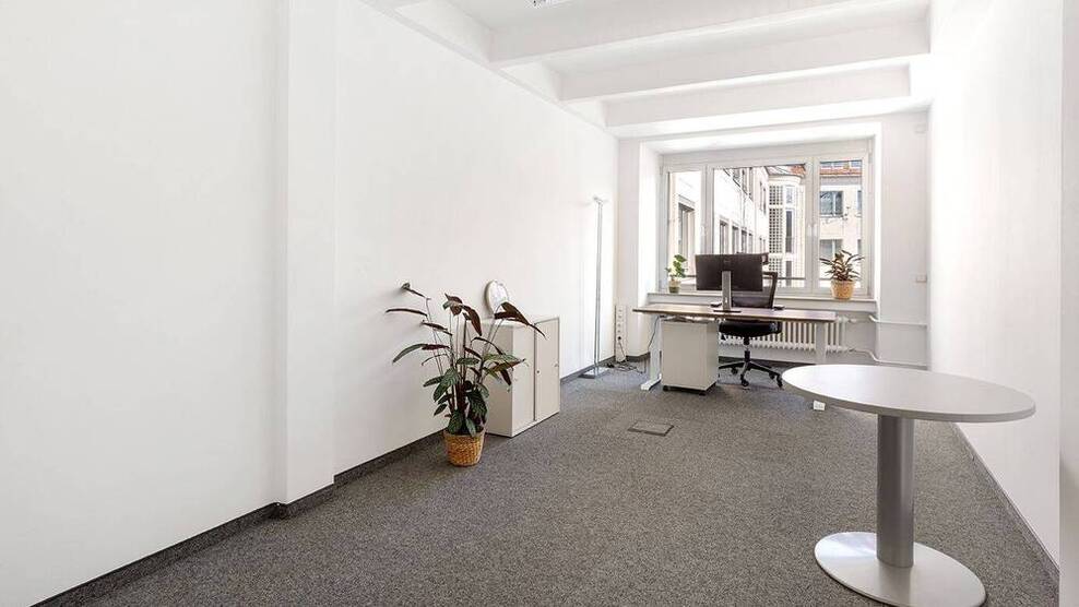 Kleines Büro in ruhigem Office-Center zum fairen Preis - All-in-Miete