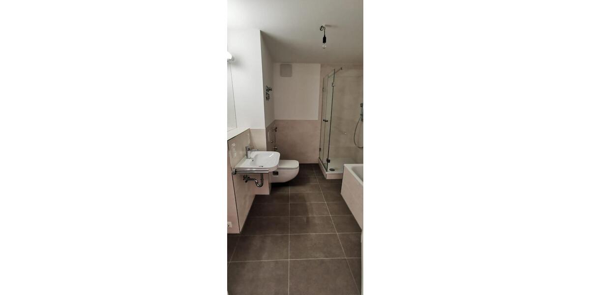 Etagenwohnung Erfurt - 3 Zimmer, 86 m&sup2;, 1.300&euro; | Angebot:26460374