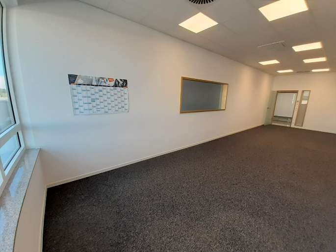 Gewerbeobjekt Neutraubling - 1.794&euro; | Angebot:26733967