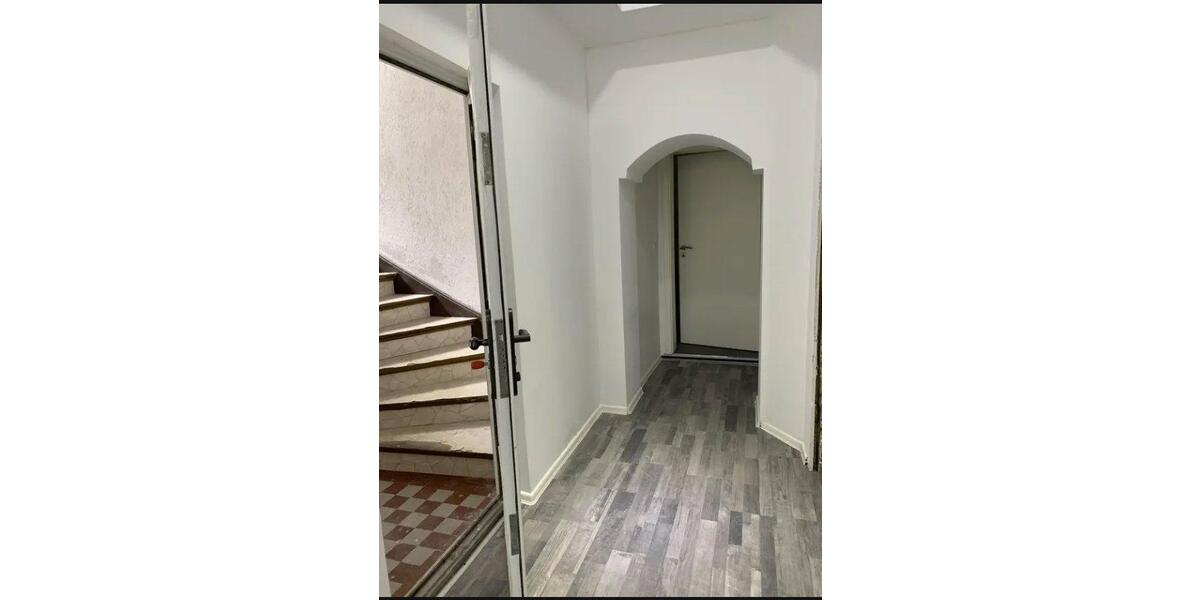 Erdgeschoßwohnung Bad Pyrmont - 4 Zimmer, 125 m&sup2;, 980&euro; | Angebot:26547810