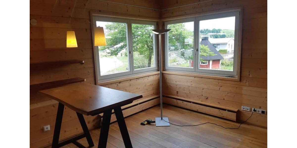 Büro Gewerbe Studio Atelier Praxis Office Holzhaus Bergblick EBK zimmer