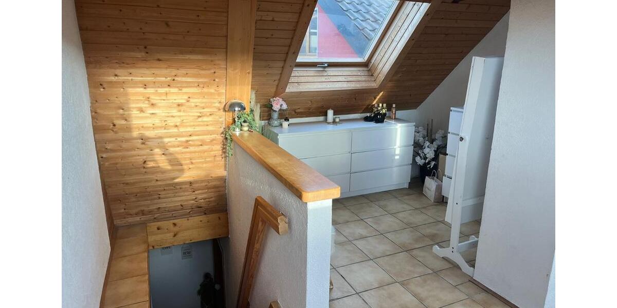 Einfamilienhaus Karlstadt - 5 Zimmer, 190 m&sup2;, 990&euro; | Angebot:26021987