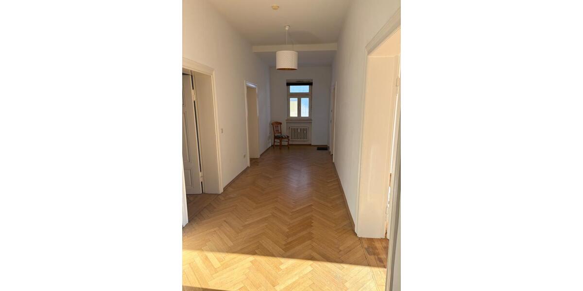 Dachgeschoßwohnung Helmstedt - 4 Zimmer, 170 m&sup2;, 890&euro; | Angebot:24624668
