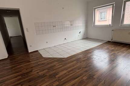 Wohnung Wuppertal - 2 Zimmer, 75 m&sup2;, 480&euro; | Angebot:27110024