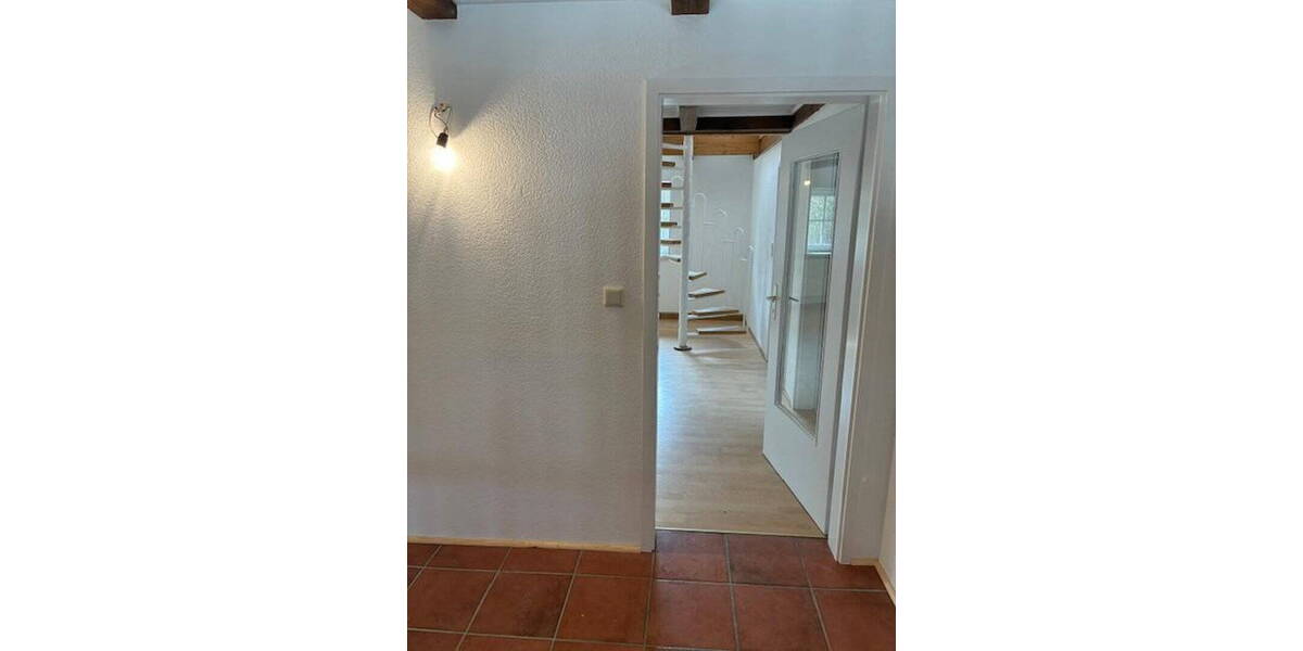 Etagenwohnung Seesen Kirchberg - 4 Zimmer, 129 m&sup2;, 895&euro; | Angebot:26344022