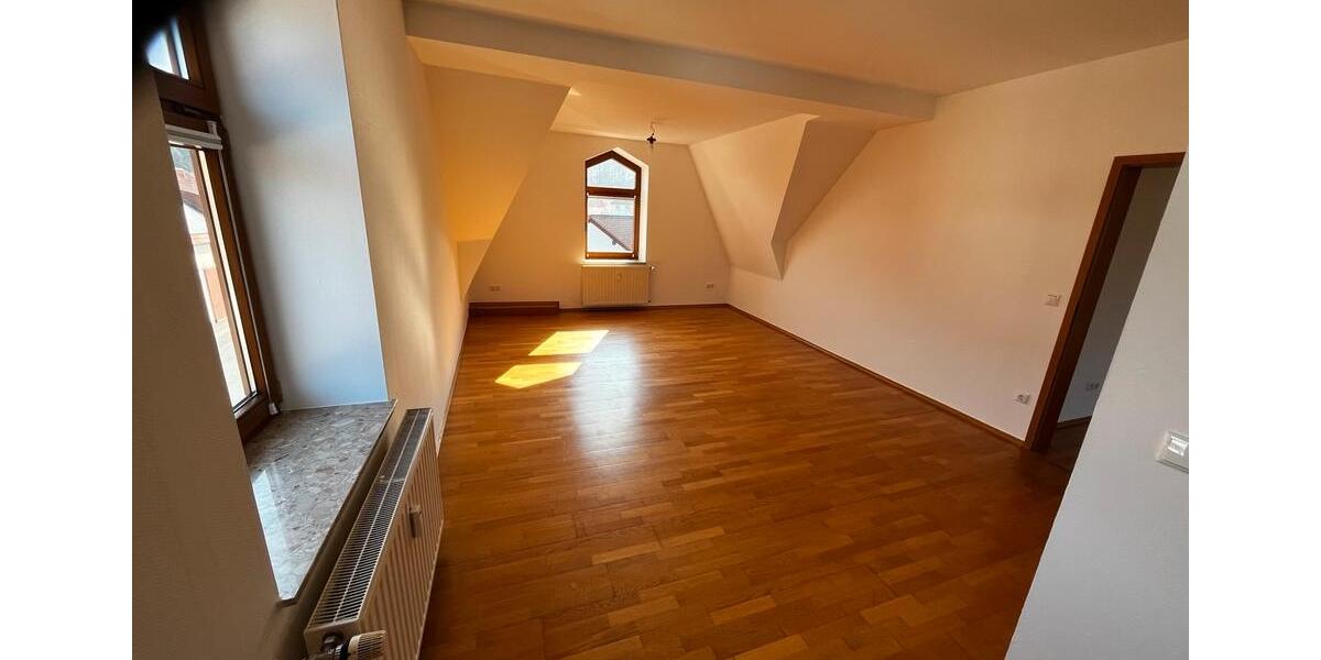 Etagenwohnung Waldkappel - 3 Zimmer, 83 m&sup2;, 450&euro; | Angebot:25893650