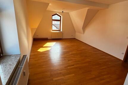 Wohnung Waldkappel - 3 Zimmer, 83 m&sup2;, 450&euro; | Angebot:25893650