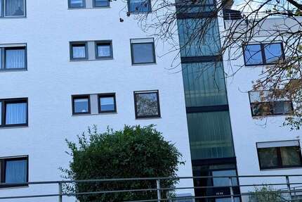 Wohnung Ehingen - 3 Zimmer, 80 m&sup2;, 820&euro; | Angebot:27607432