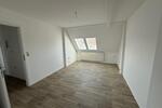 Dachgeschoßwohnung Plauen Altstadt - 2 Zimmer, 41 m&sup2;, 250&euro; | Angebot:25426475