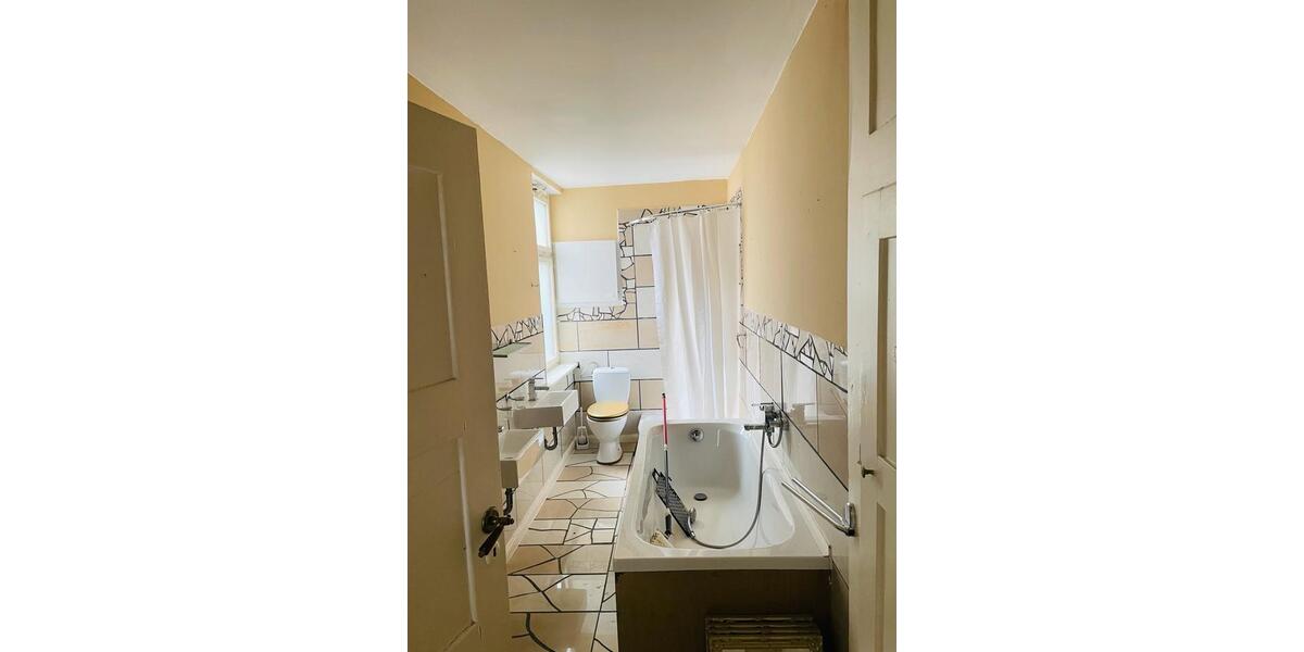 Erdgeschoßwohnung Dummerstorf - 3.5 Zimmer, 110 m&sup2;, 900&euro; | Angebot:26689719