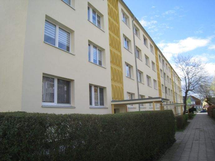 Etagenwohnung Weißenfels - 3 Zimmer, 58 m&sup2;, 420&euro; | Angebot:25730586